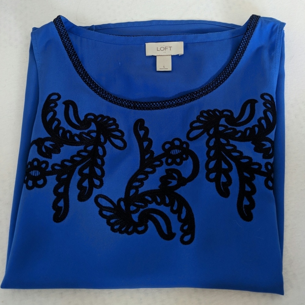 Loft Sleeveless Blouse